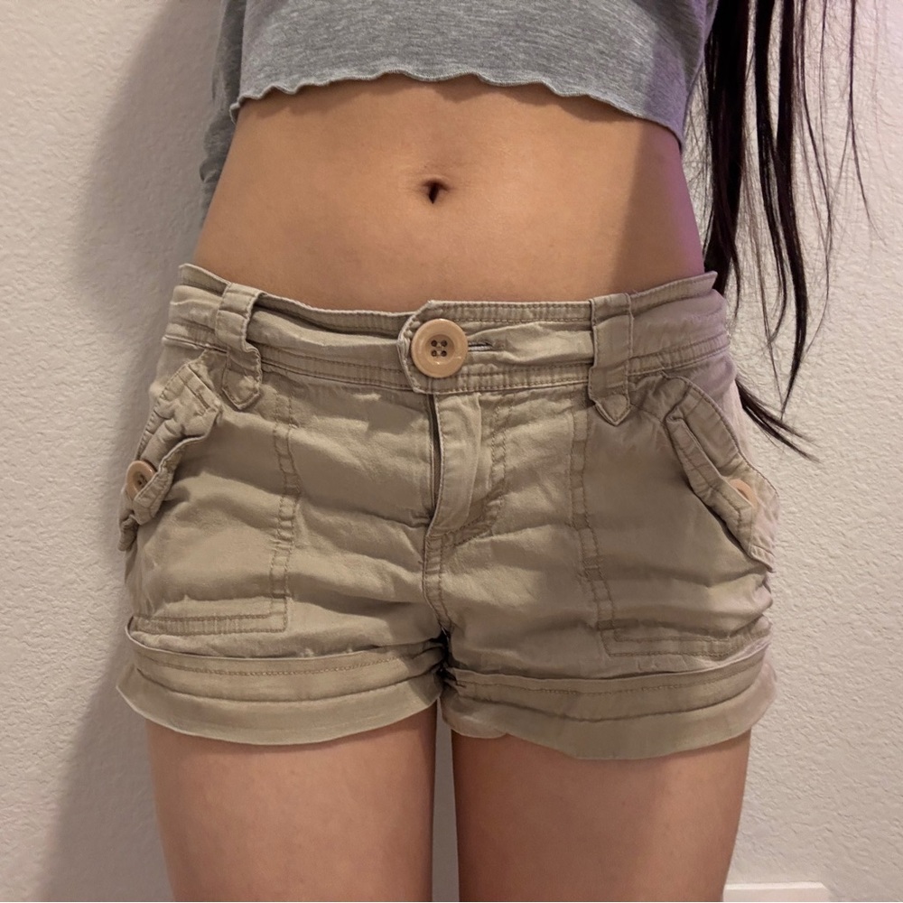 2b Bebe Tan Cargo Shorts with Pockets